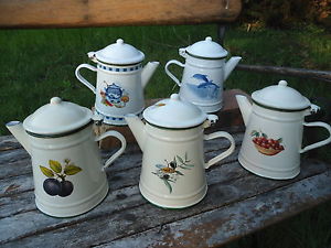 cafetiere emaillee neuve