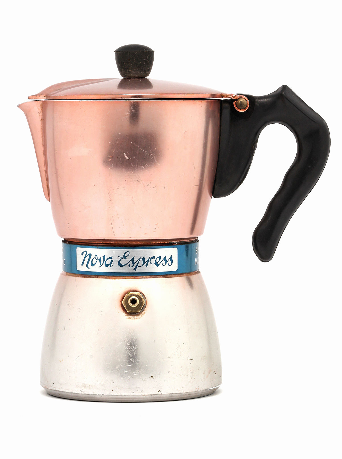 cafetiere italienne gout metallique