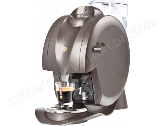 cafetiere nespresso et cafe moulu