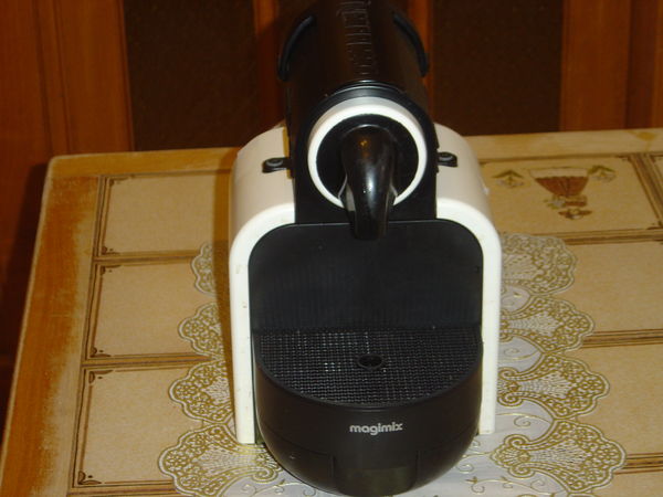 cafetiere nespresso occasion
